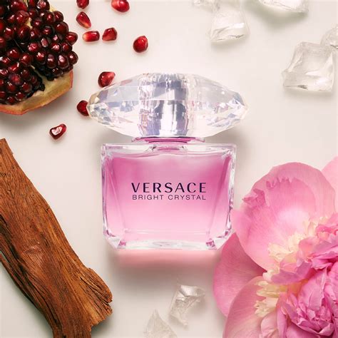 face of versace bright crystal|versace bright crystal perfume smell.